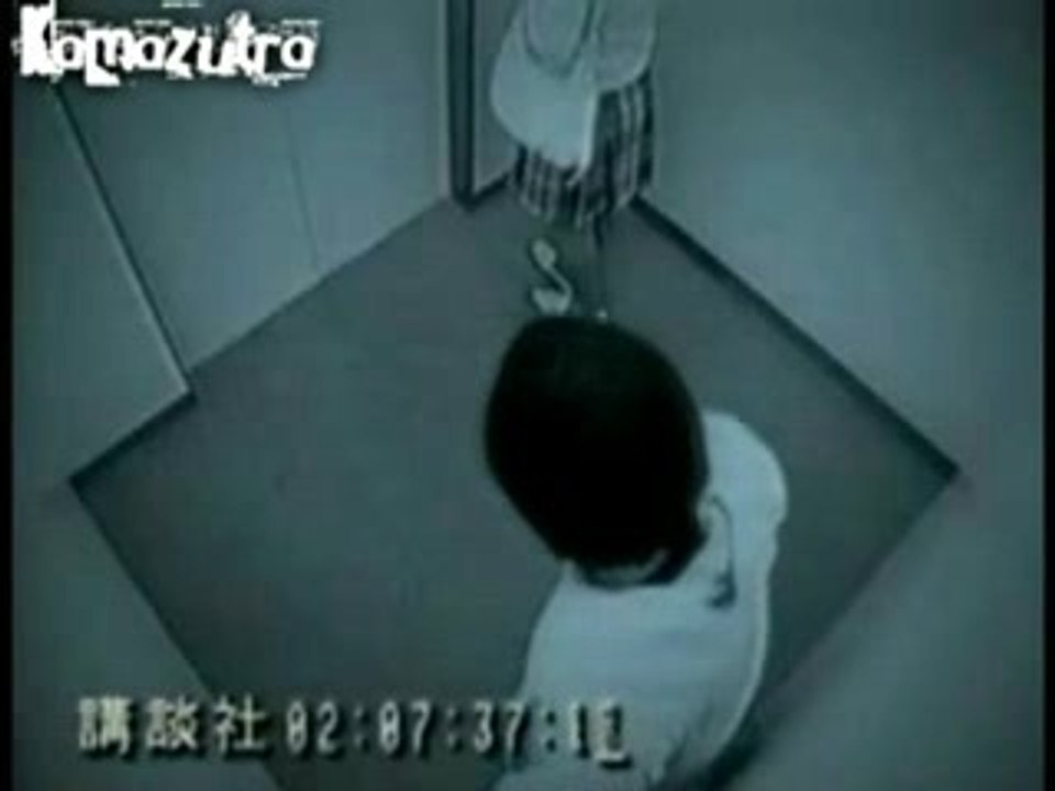 vol surprise dans un ascenseur