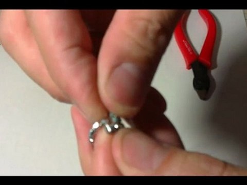 キラキラターコイズブルーのピアスの作り方