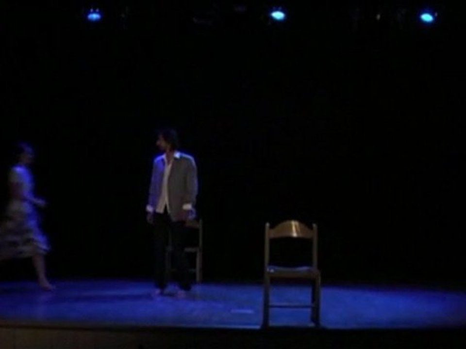 Extrait de "Ca commence par une lettre" - Hélène ROBERT - Piccola Compagnie - 2010