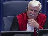 Mladic refuse de plaider coupable ou non coupable