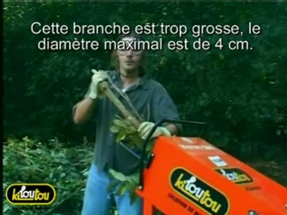 Comment utiliser une broyeuse de branches ?
