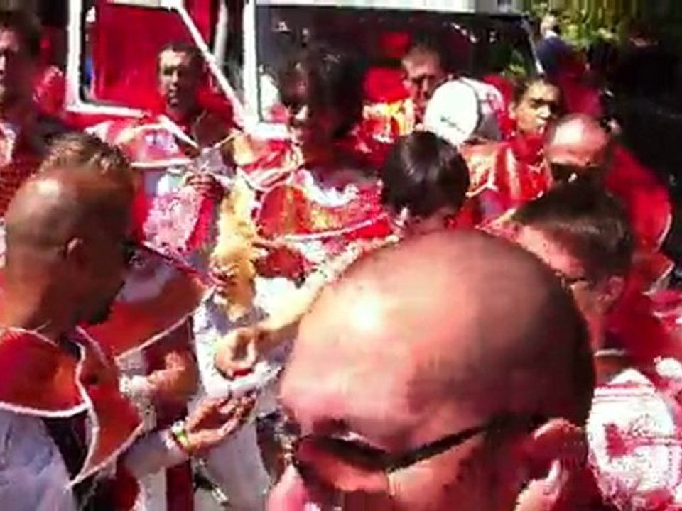 Bloco de Paris au Carnaval Tropical: Echauffement