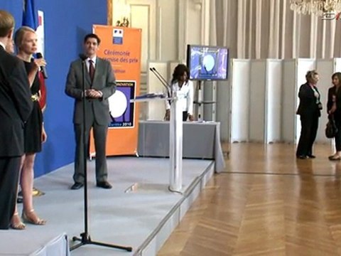 Trophée Adm'Innov - 3e prix : Télé-service d'aide à la constitution de dossier de demande de naturalisation