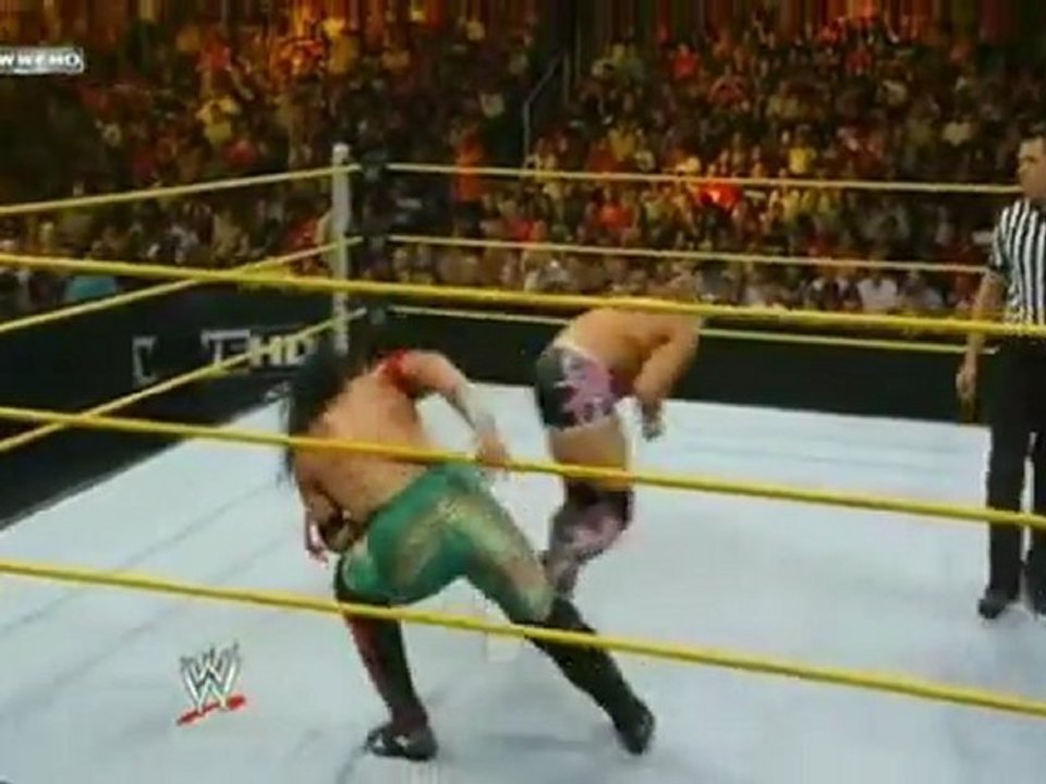 Tyson Kidd vs. Yoshi Tatsu