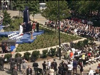 Ronald Reagan gets new statue