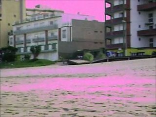 "4 letters (in english): 3 consonants and 1 vowel = surf"