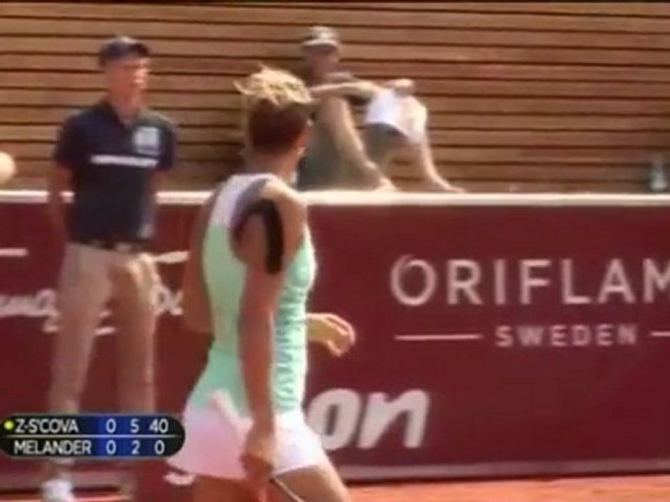 Bastad - Zahlavova-Strycova ist siegreich