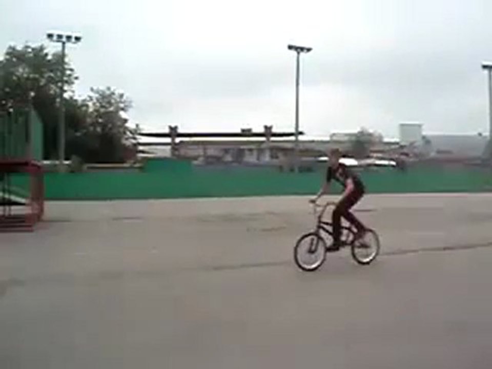 Sprung mit BMX Rad Fail