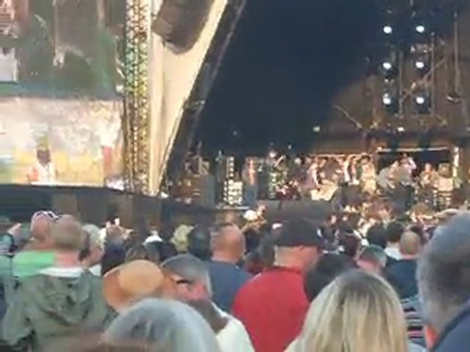 IGGY AND THE STOOGES "Shake Appeal" Hop Farm, 2011.