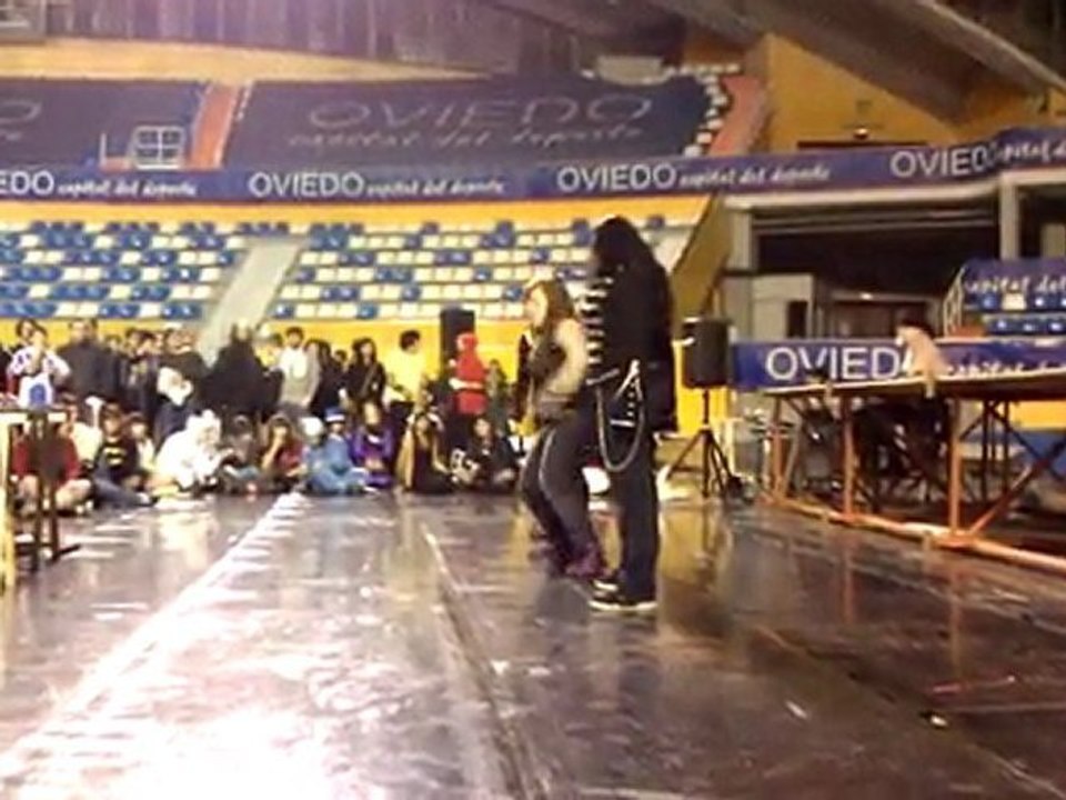 Supernenas - "Shock" de B2ST (III Salón del Manga de Asturias)