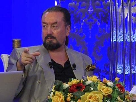 Neml Suresi'nden açıklamalar 4 Sebe Melikesi Hz. Süleyman (as)'a tabi olarak Müslüman olmuştur