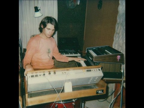 Quelqu'un Bat des Mains - Composition Mario Vilas