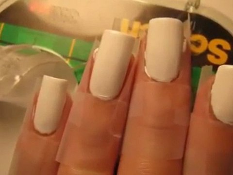 A Fantastic Splatter Nail Art Tutorial