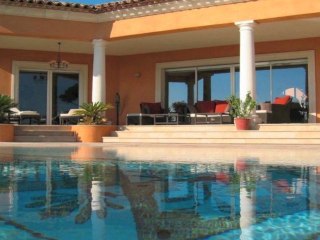 vente-villa-vue-mer-sainte-maxime-excellence11522.mov