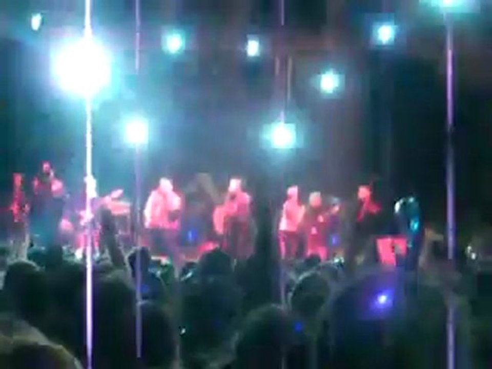 O' Zulù & Speaker Cenzou - Rigurgito -  Napoli Piazza Dante Primo Maggio 2009