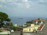 Il Mostro Cinese entra nel porto di Napoli