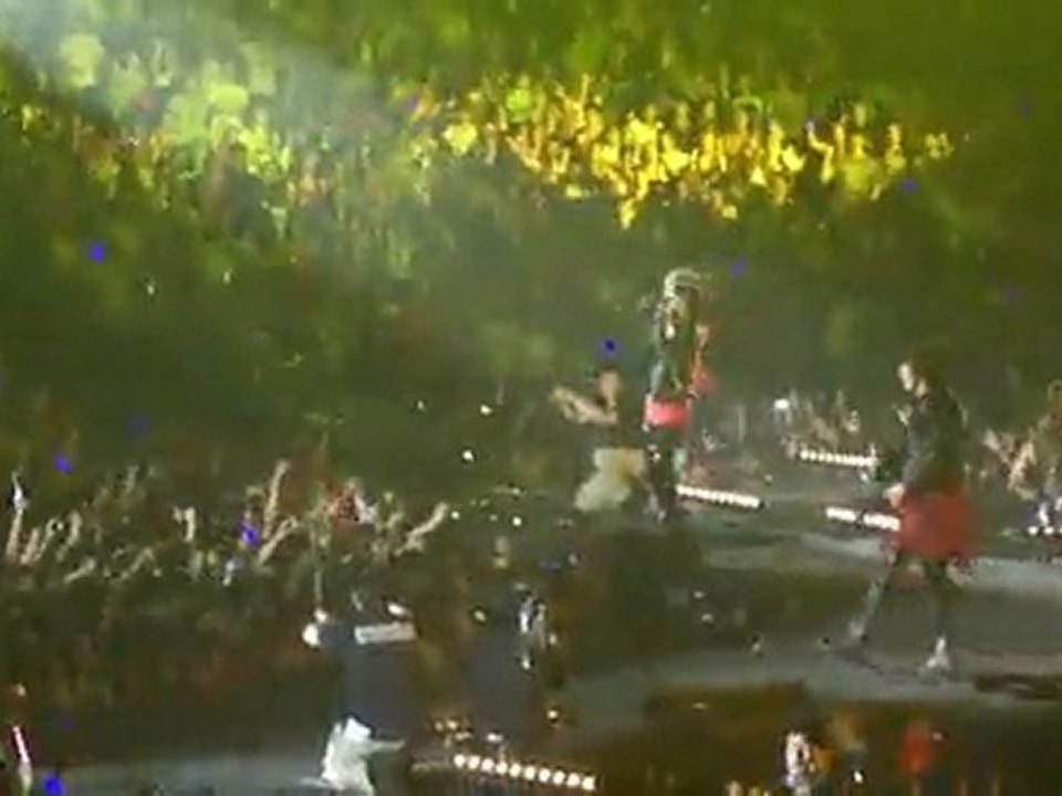 M4H00027 shinee amigo