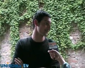 Quali sono i pregi e i difetti degli italiani?