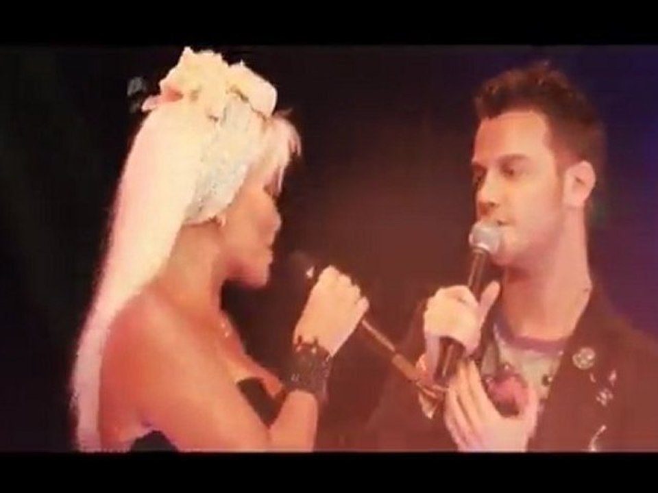Sinan Akçıl & Ajda Pekkan - Cumartesi / 2011 Yeni Klip