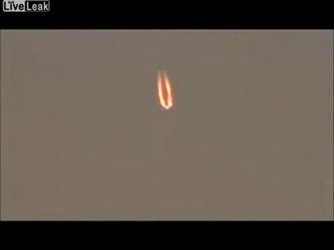 Un Ovni en flammes dans le ciel du Mexique