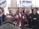 Beppe Grillo presenta il Movimento Campania 5 Stelle 12 Dicembre 2009 Napoli 2 di 8