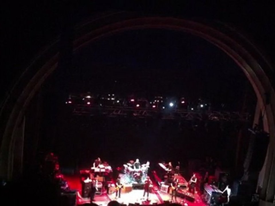 Lou Reed Sweet Jane 05/07/2011 Grand Rex Paris Iphone4