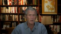 USA - Il video di Bush per gli amici di Facebook