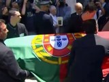 Lisbona - I funerali di Saramago, scrittore premio Nobel