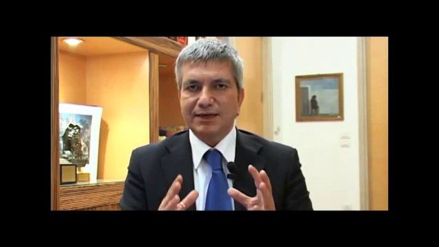 Nichi Vendola - I precari sono i veri eroi dei nostri tempi
