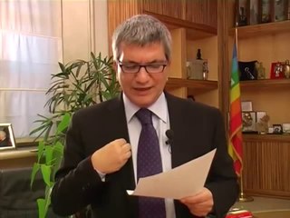 Nichi Vendola - Videolettera a Silvio Berlusconi - Il teatro della virilità