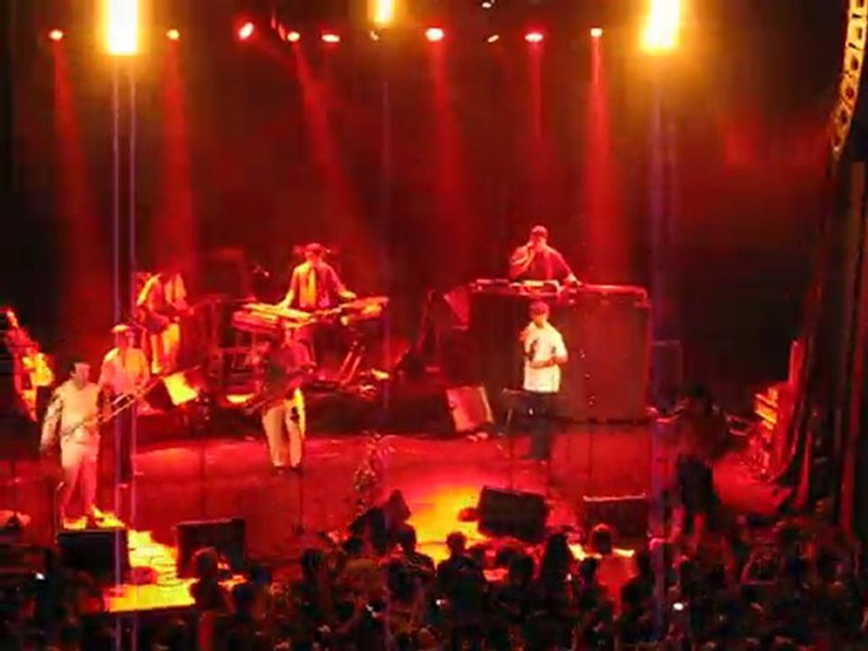 Concert Fat freddy's drop -Le trianon-Paris-06-07_2011