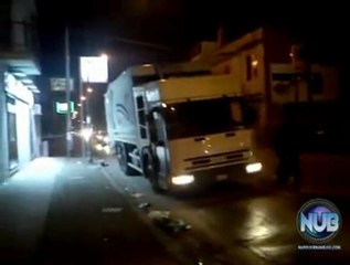 Chiaiano blocco autocompattatori 11 Marzo 2011