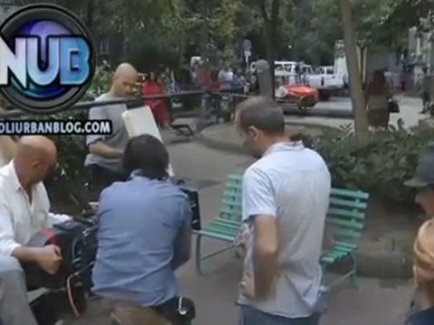 Valeria Golino gira La Kriptonite nella borsa - Napoli