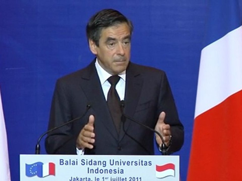 Fillon à l'Universitas Indonesia