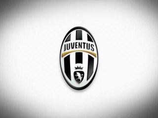 La Juventus présente son nouveau maillot domicile