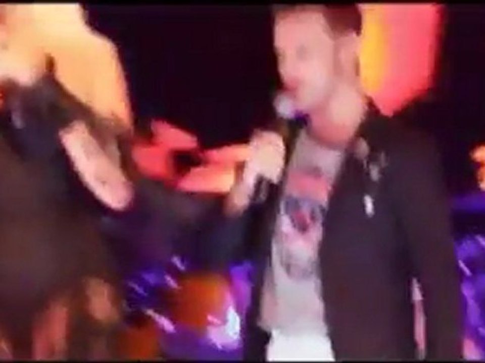 Sinan Akçıl & Ajda Pekkan - Cumartesi (2011) by Aluxton