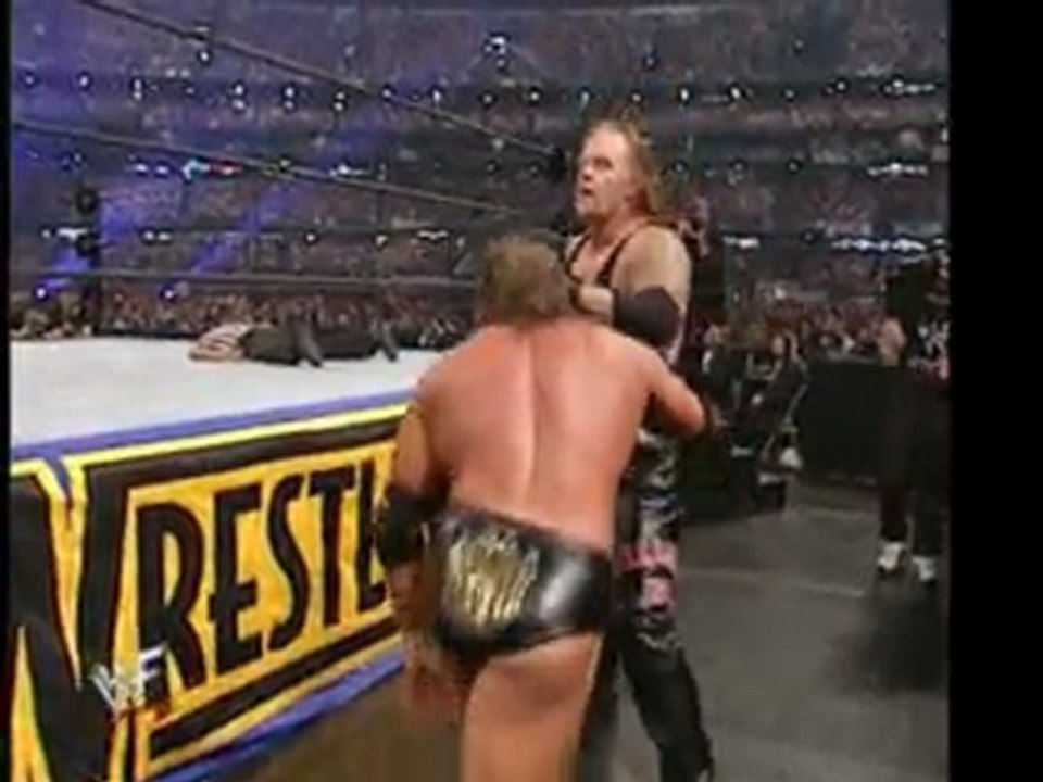 09-0 Triple H