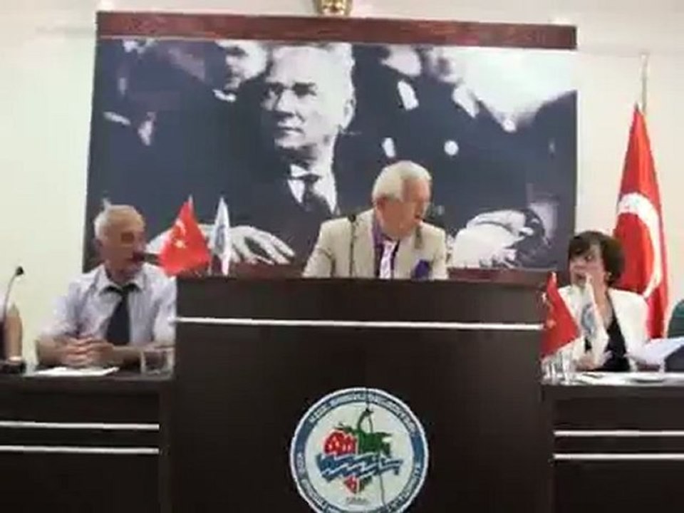 MECLİS TOPLANTISI TARTIŞMAYLA BAŞLADI