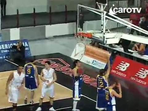 Icaro Sport. Immobiliare Spiga-Tezenis 79-70, il servizio