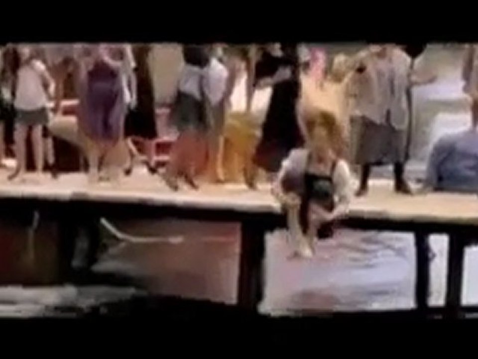 ‪Camille - Gimme Gimme Gimme‬‏
