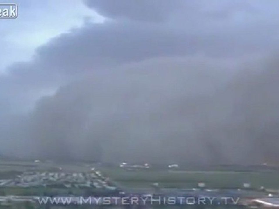 UFOs herumfliegen Sand Storm In Phoenix Arizona 6. Juli 2011