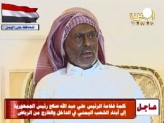 Yemen: Saleh appare in tv con volto bruciato