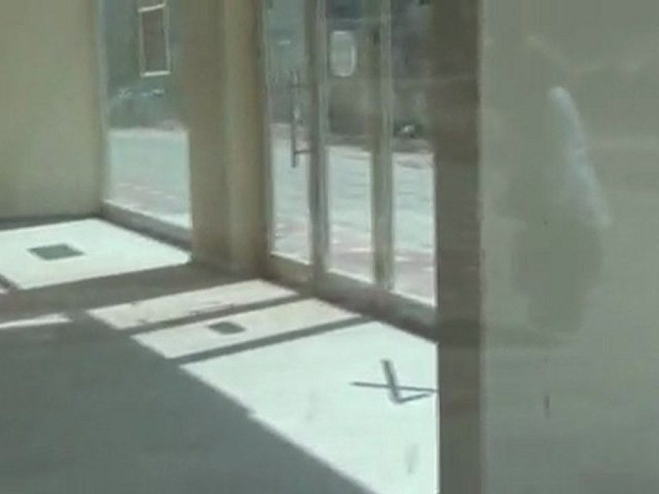 Özlüce de Dükkanlar