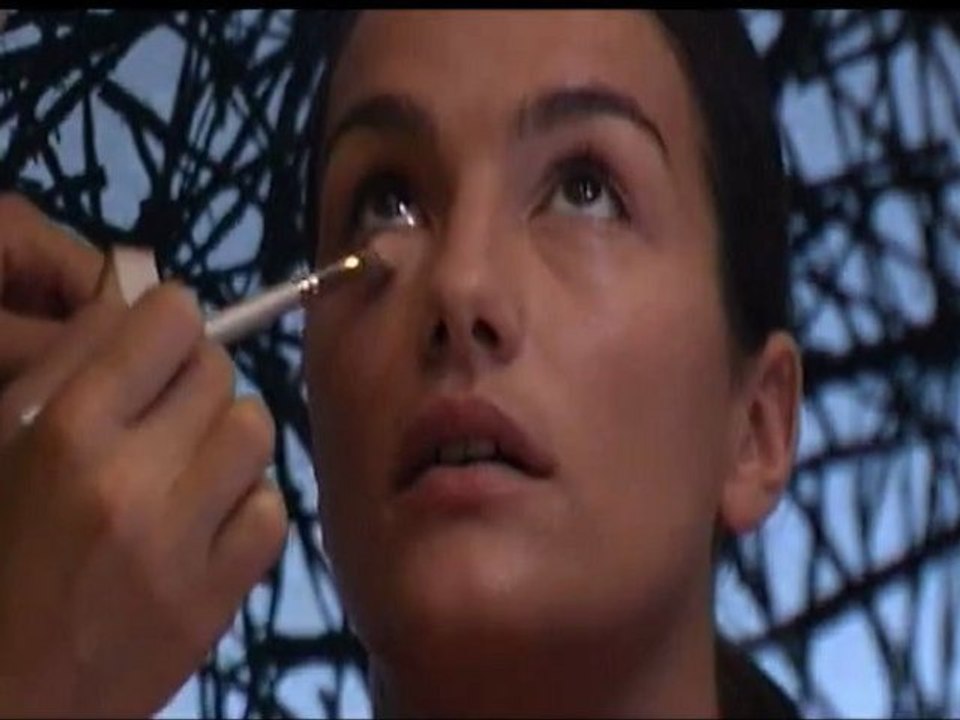 Clip Officiel Défilé Helena Sorel (L'ARC Paris)