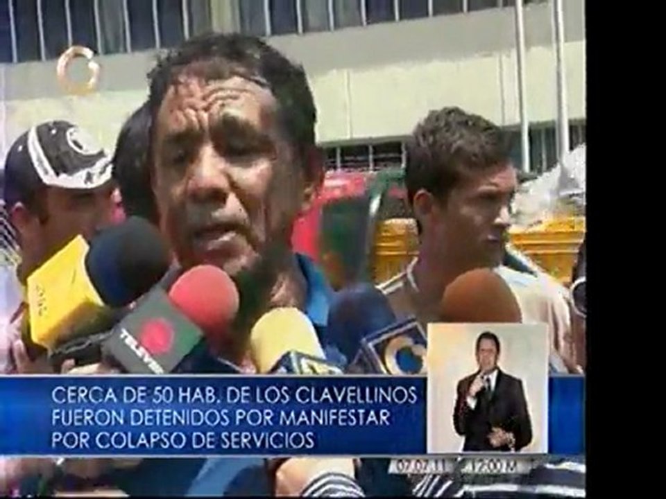 Detenidos protestando