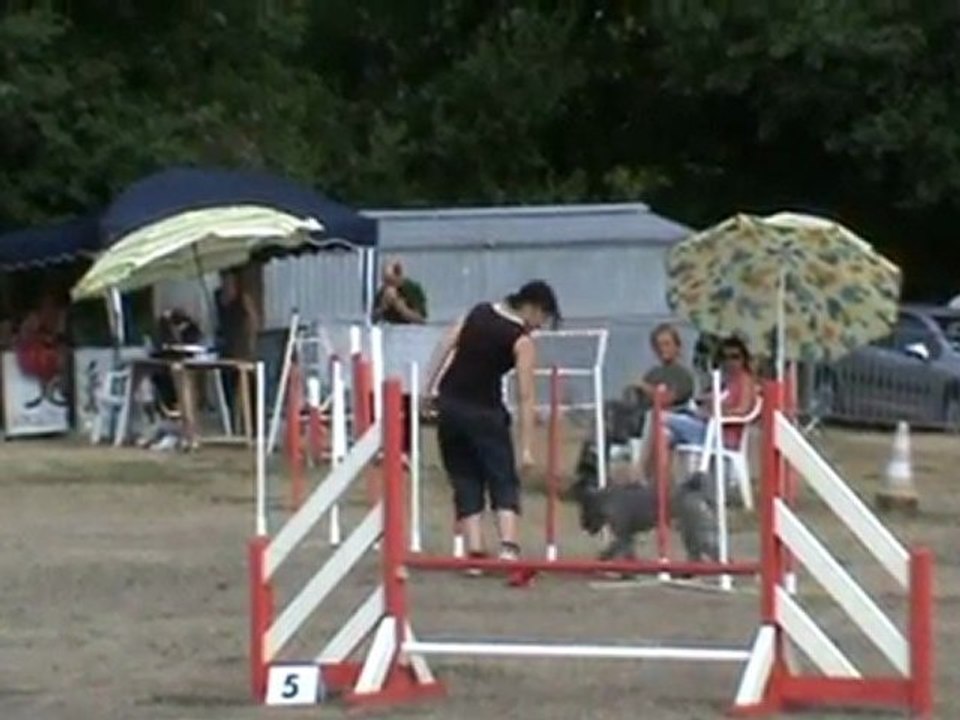 Eden jumping Moulins 2011