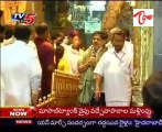 Allu Arjun & Sneha visits Tirupathi