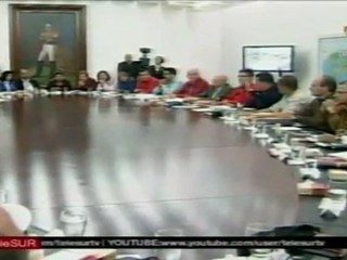 Chávez ratifica a su Gabinete Ejecutivo y aclara rumores