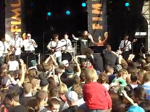 Brazil - Les Joueurs de Pihpoh - Fimu 2011