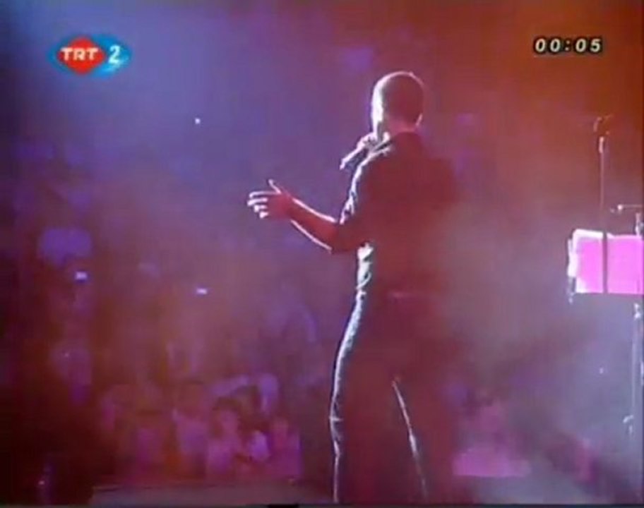 Özcan Deniz-Gemiler-Harbiye Açık Hava Konseri-(11 Ağustos 2007)